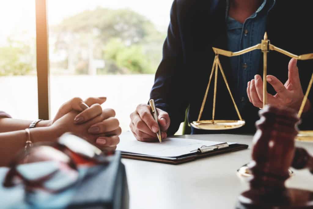 Court Applications vs. Mediation: A Less Stressful Path with EH Mediation Stanley